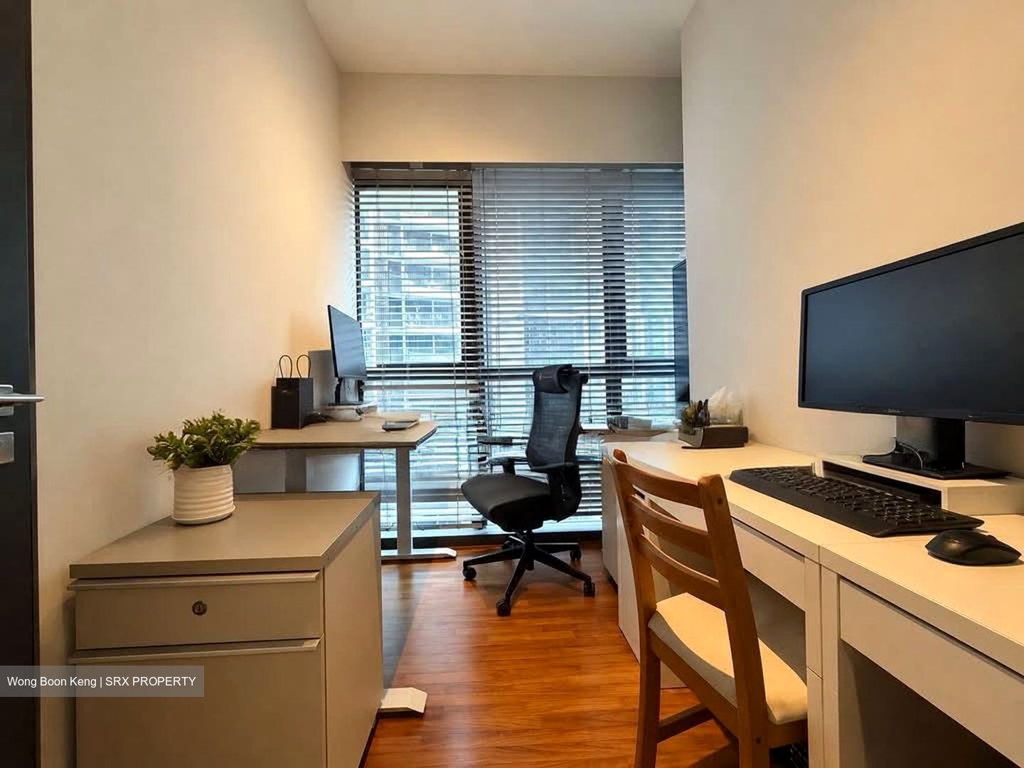 Sims Urban Oasis (D14), Condominium #562587451